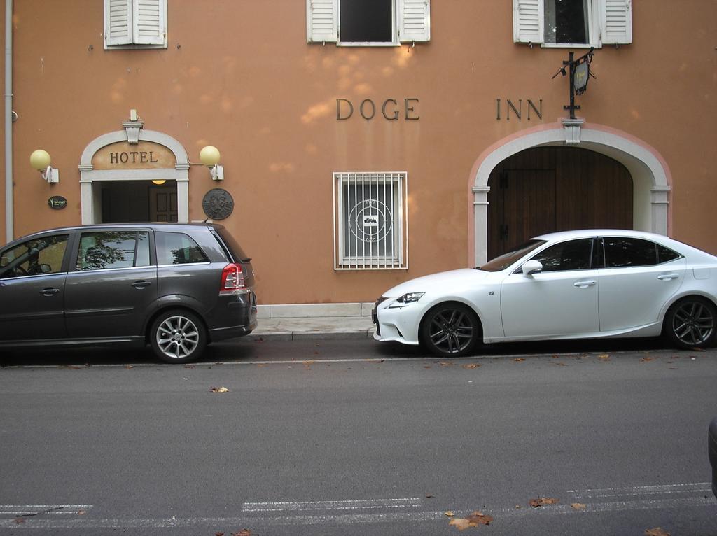 Doge Inn Ronchi Dei Legionari Exterior foto